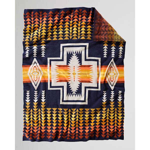 51 "x 62" Polyester Geometric Pattern Blanket 8