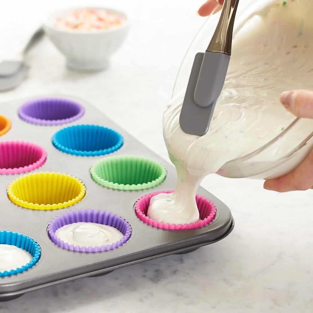 Reusable Silicone Muffin Baking Cups 4