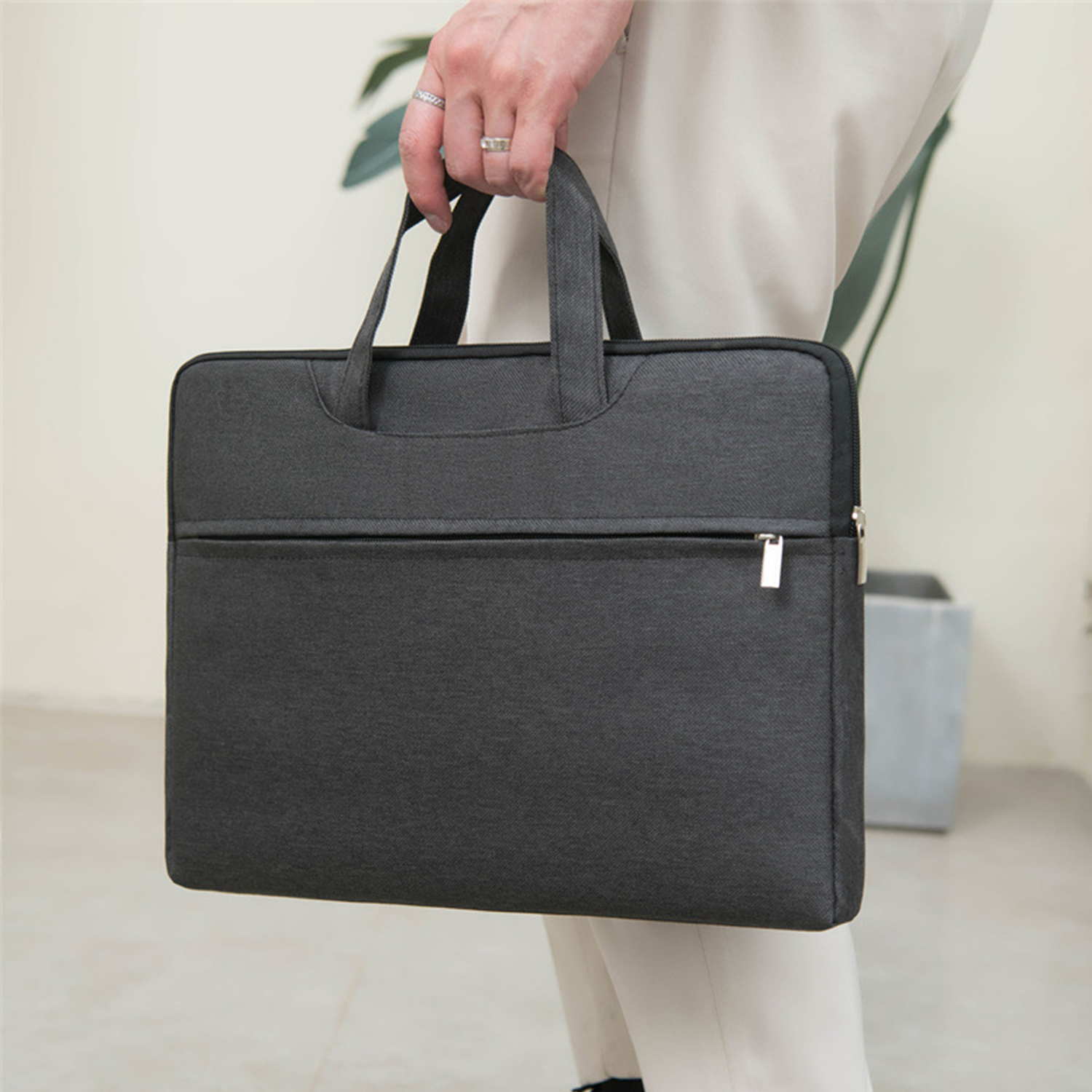 Laptop Carrying Case 2
