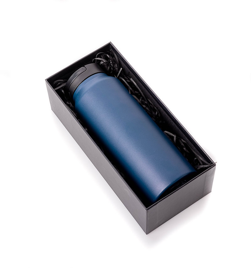 Elemental® Gift Set 32oz. Iconic Bottle - Vacuum Insulated 7