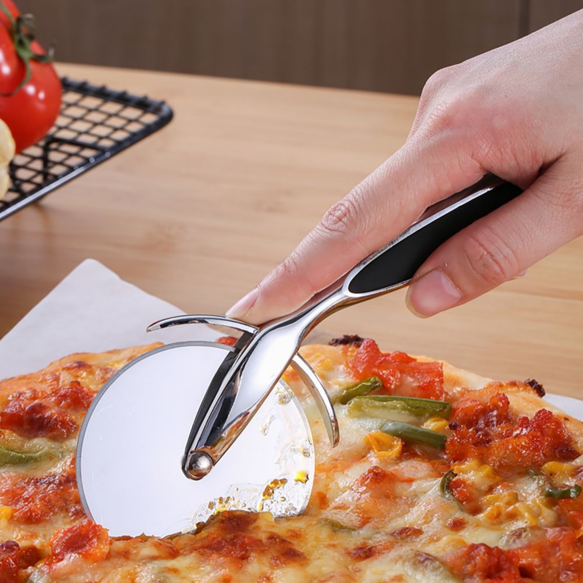 Handy Zinc Alloy Pizza Wheel 2