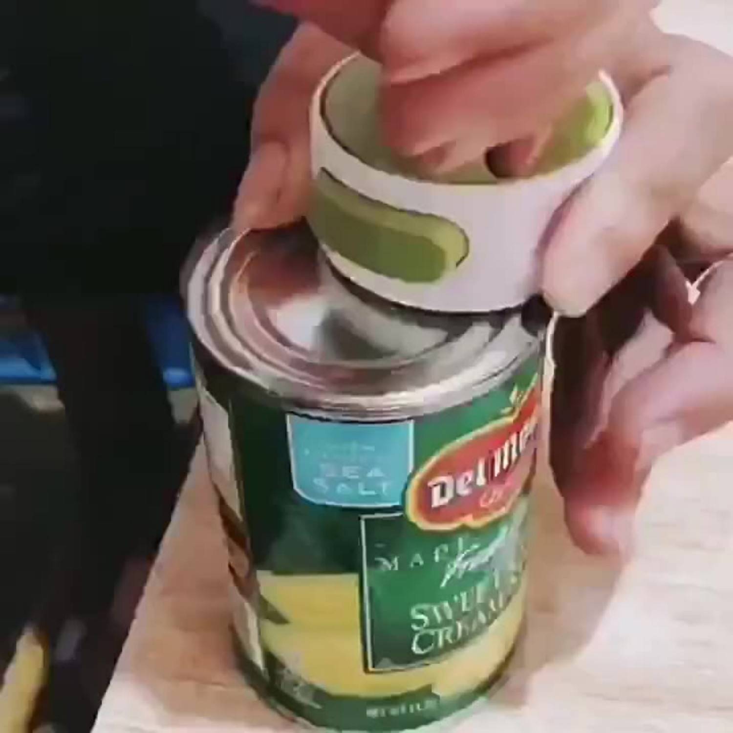 Compact Portable ABS Manual Can Opener 8