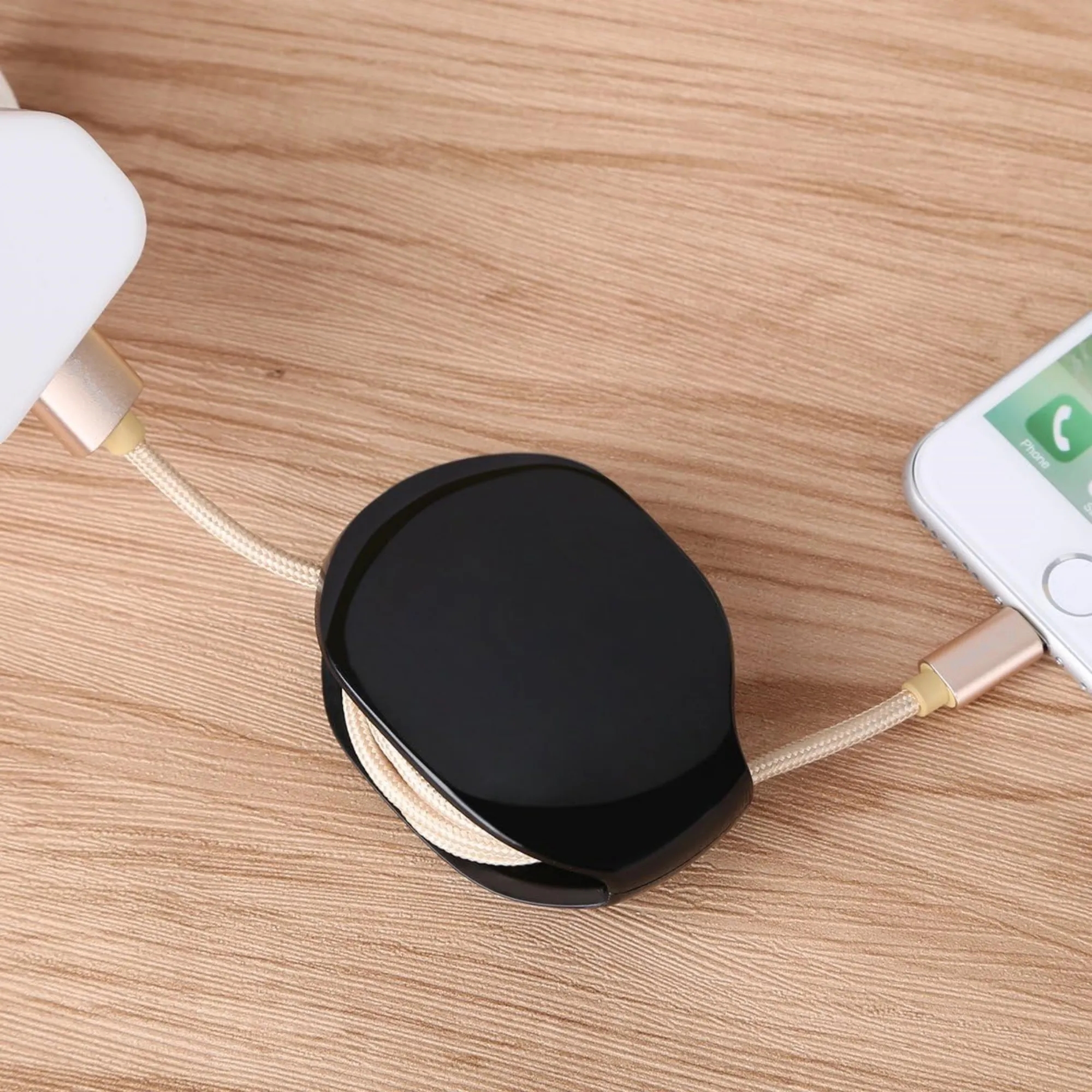 Automatic Retractable Cord Organizer 11