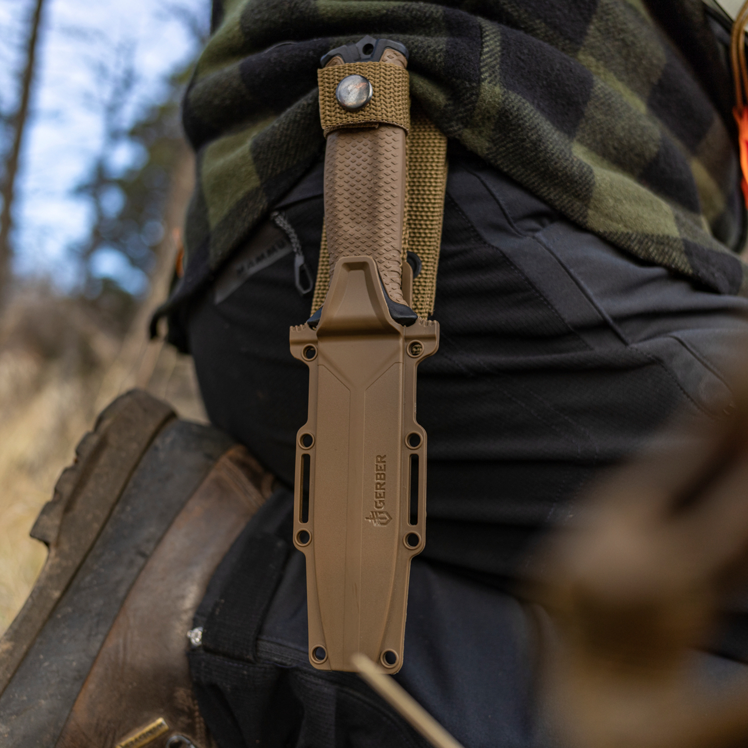 Gerber® StrongArm - Coyote Brown, Serrated 17