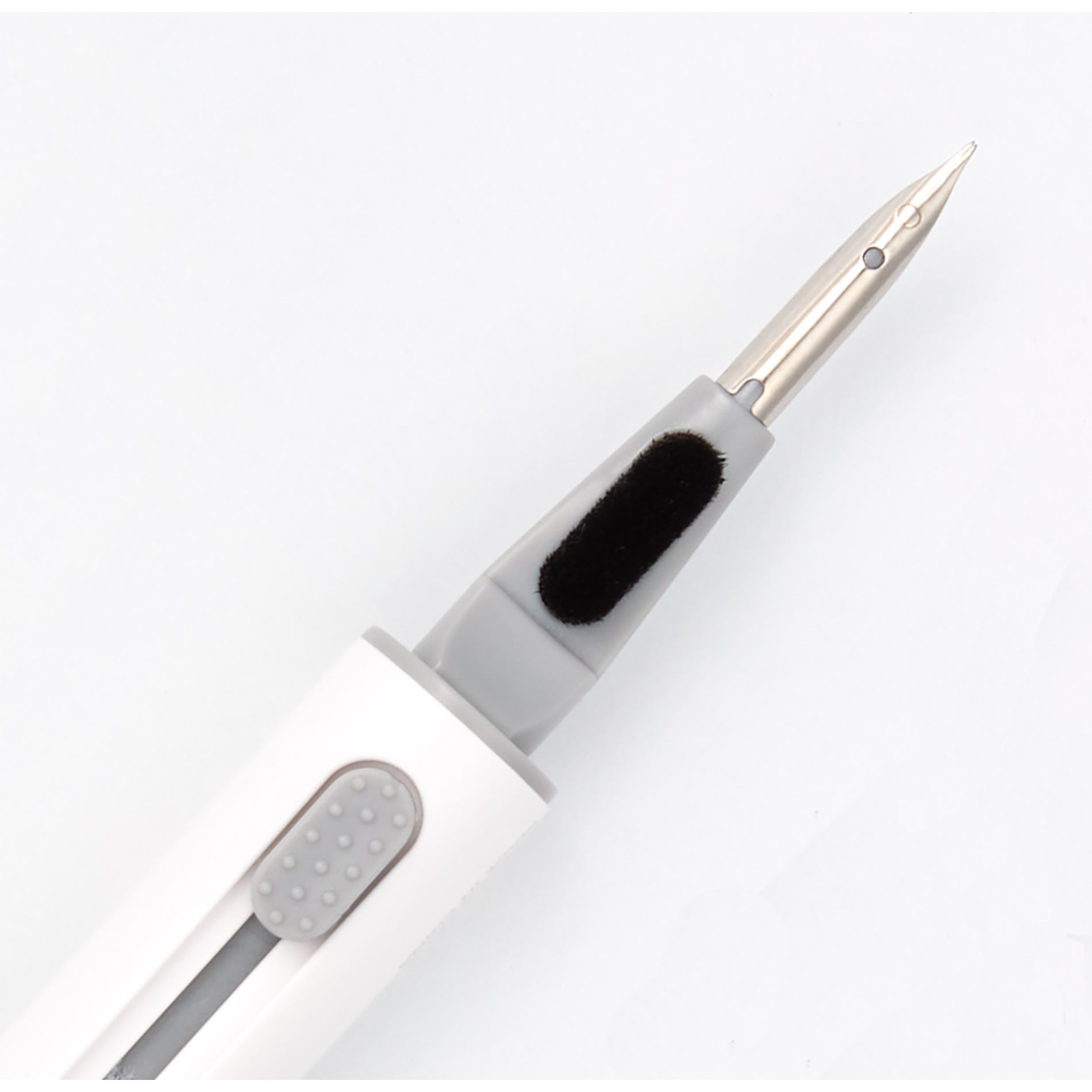 Mimi 3-in-1 Tech Cleaning Kit 9