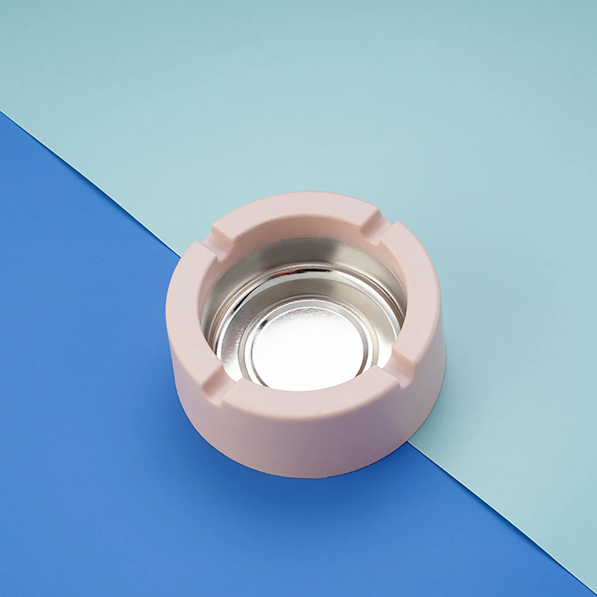 Heat-Resistant Smoking Accessory With Logo For Safety 2