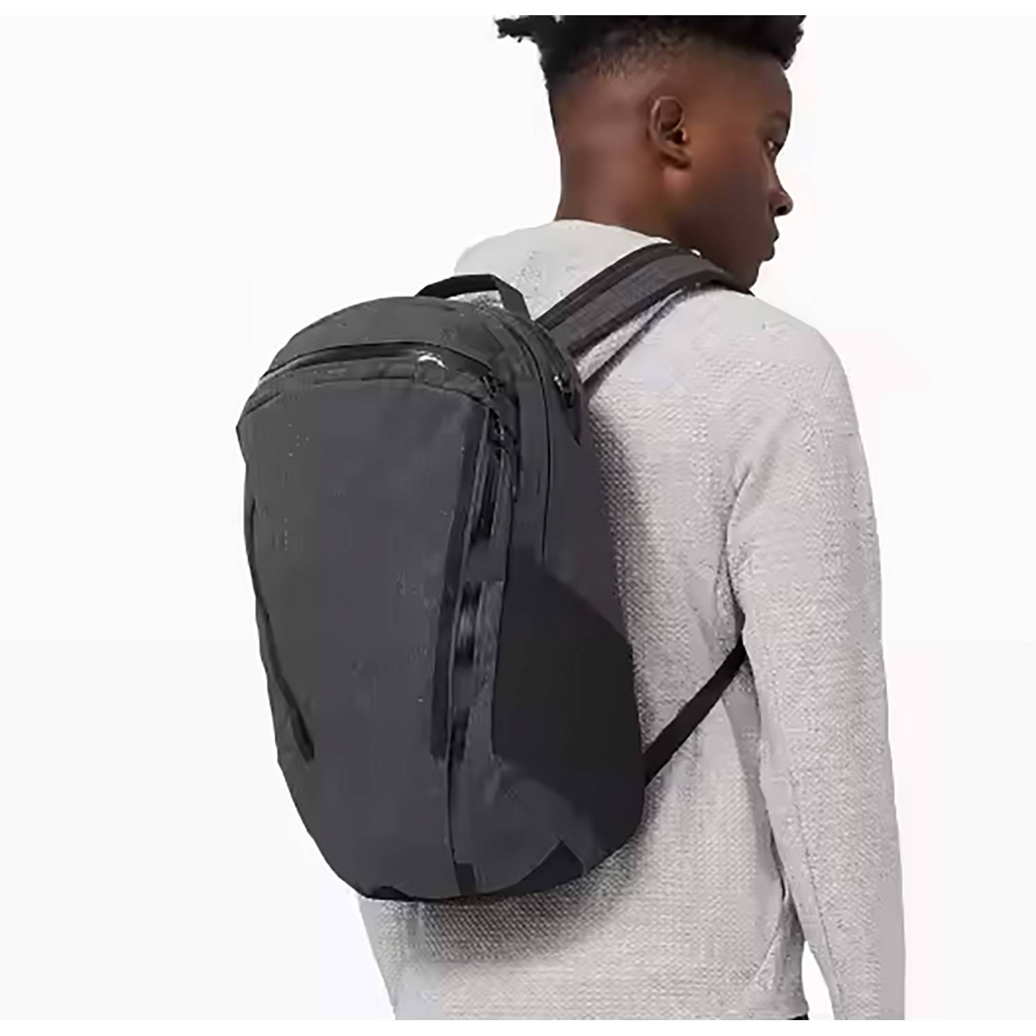 Water repellent hiking bag 8