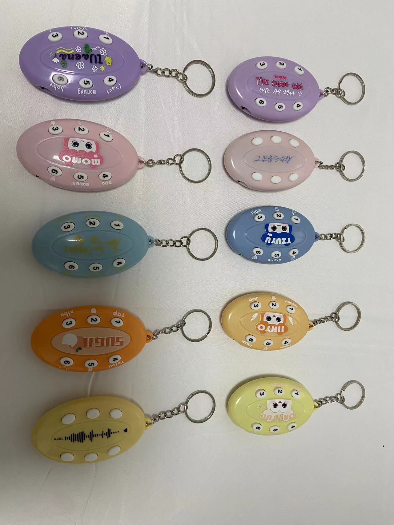 Round Keychain 4