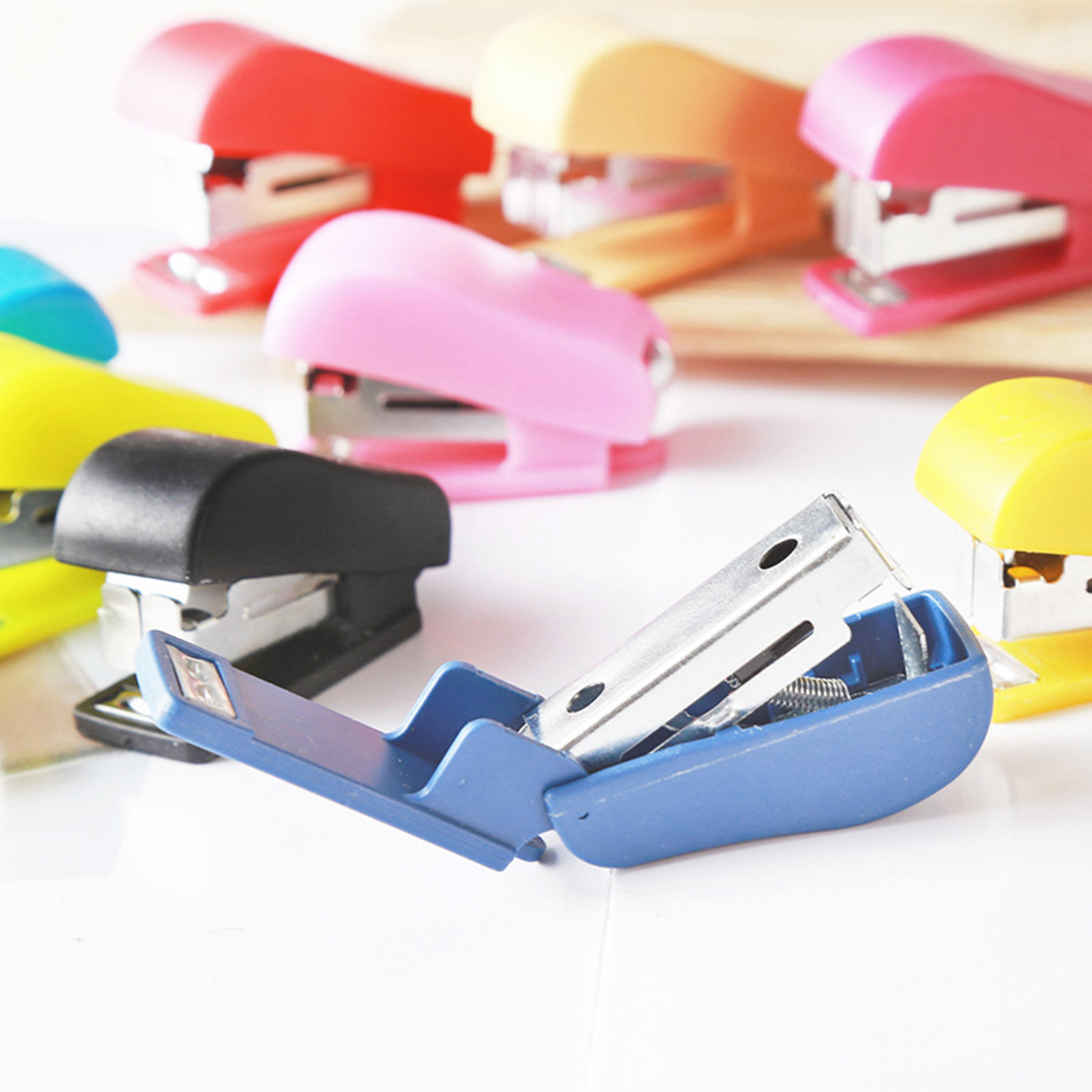 Mini Transparent Stapler 4