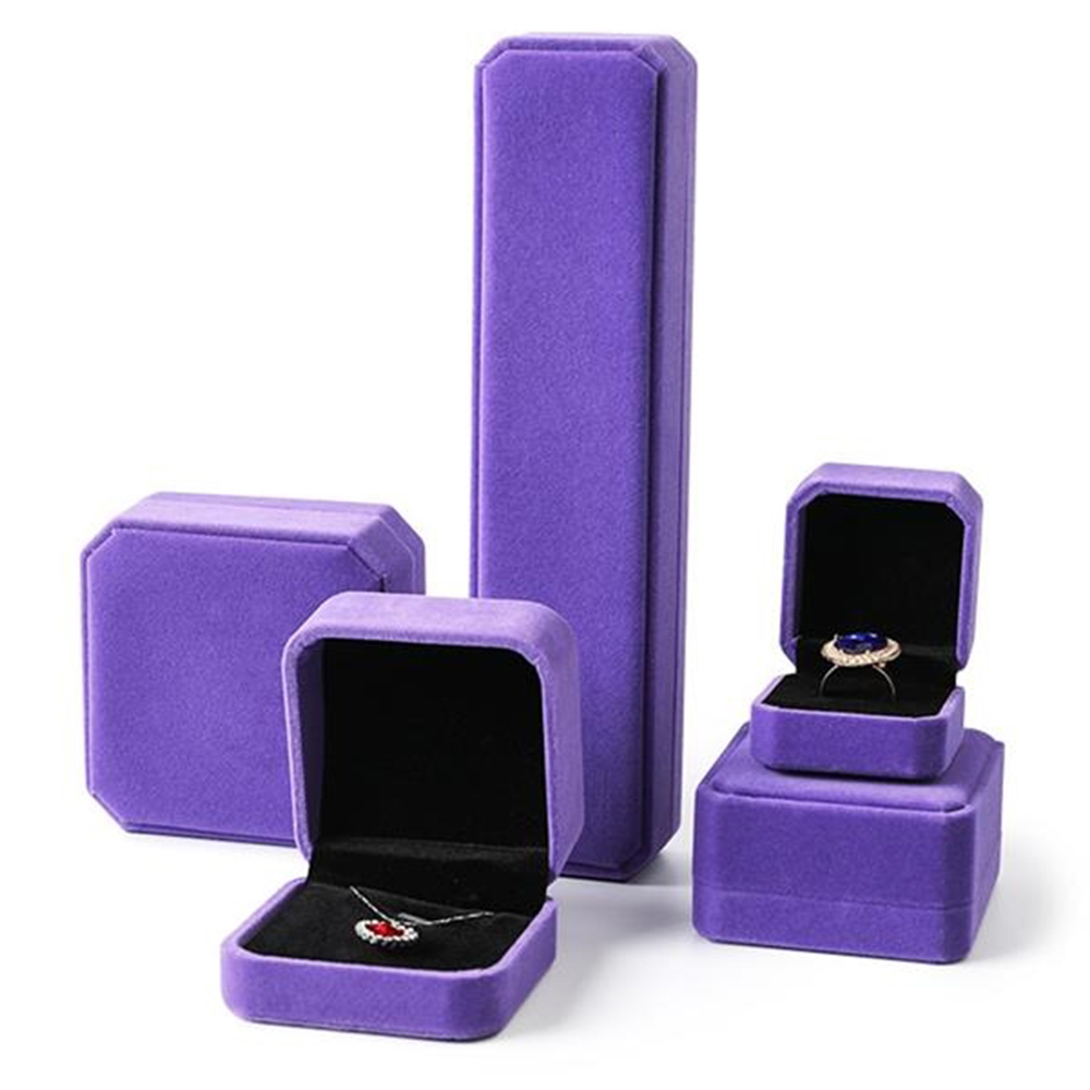 Velvet Gift Box 4
