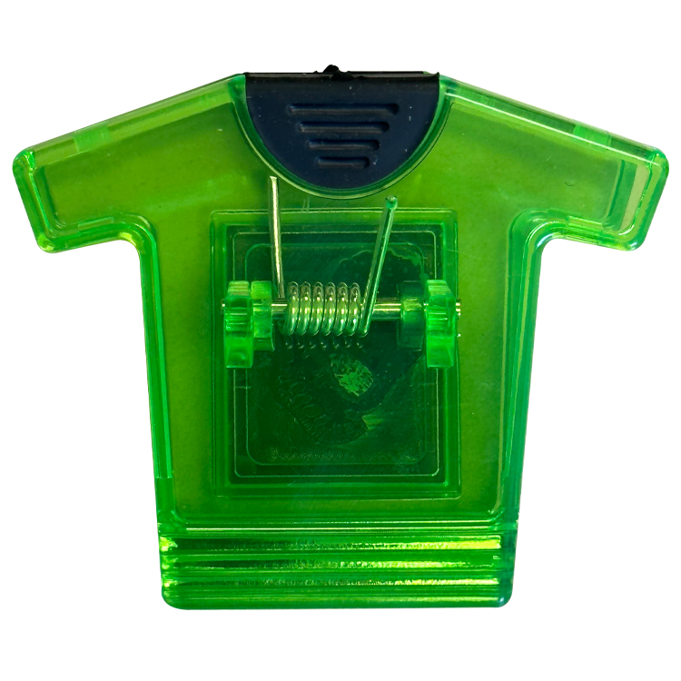 Tee Shirt Magnet Clip 3