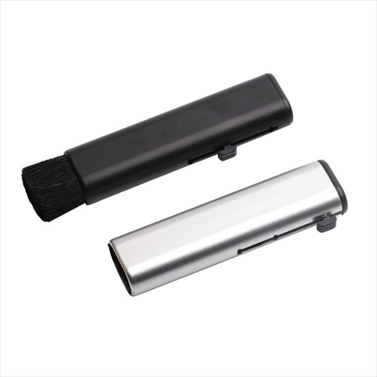 Retractable Keyboard Brush 3