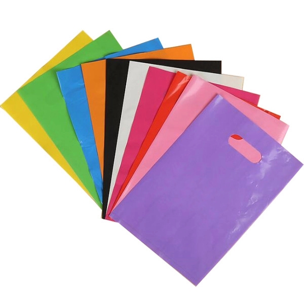 15"x18"-Die Cut PE Handle Bags 3