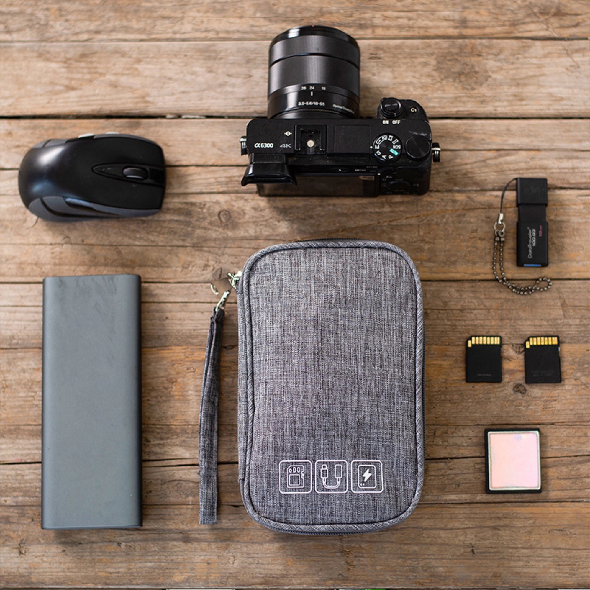 Digital accessories storage bag 2