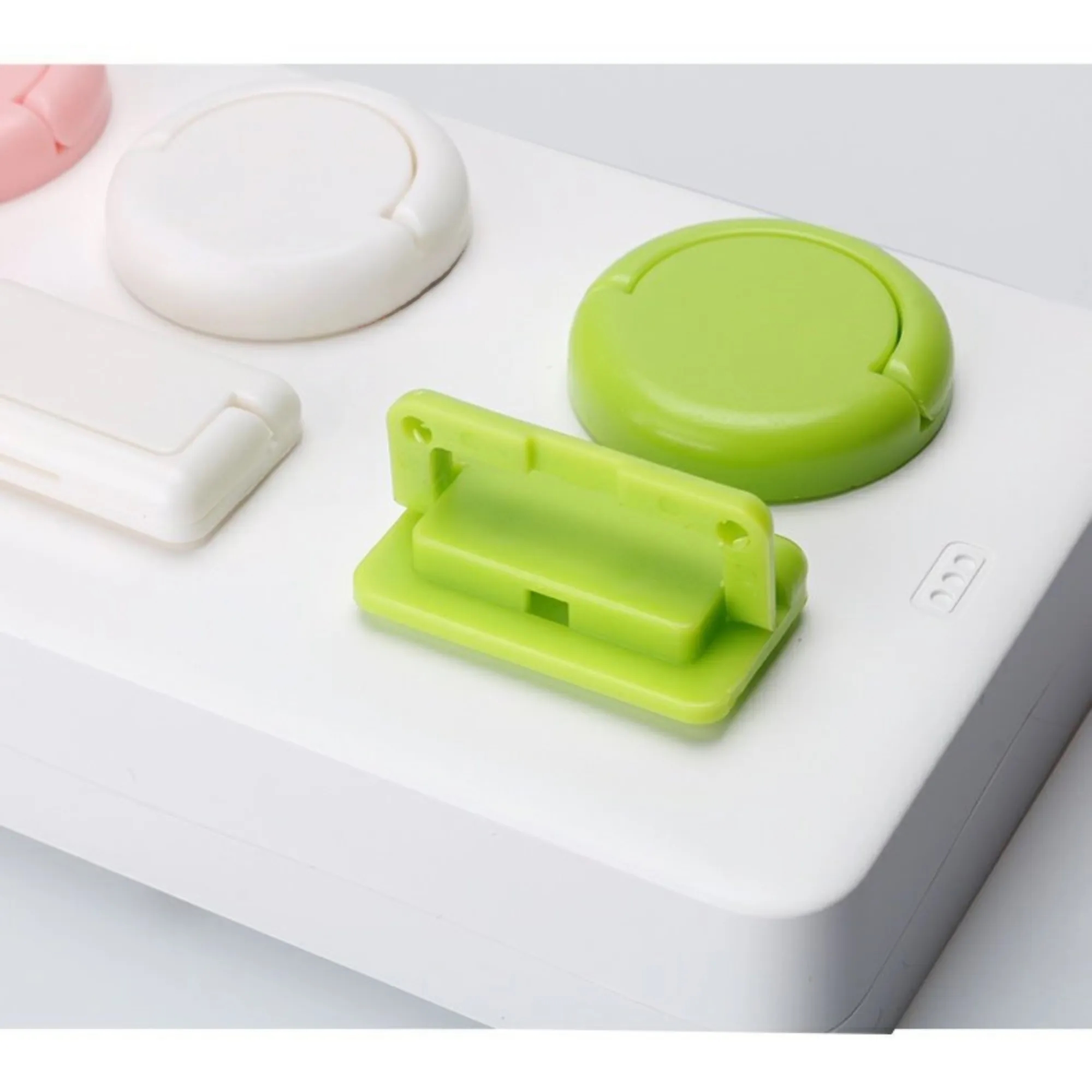 Protective case for baby electric shock sockets 2