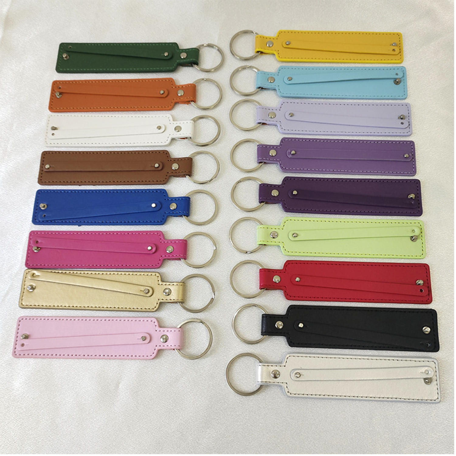 Loop Pu Leather Metal Keychain 2