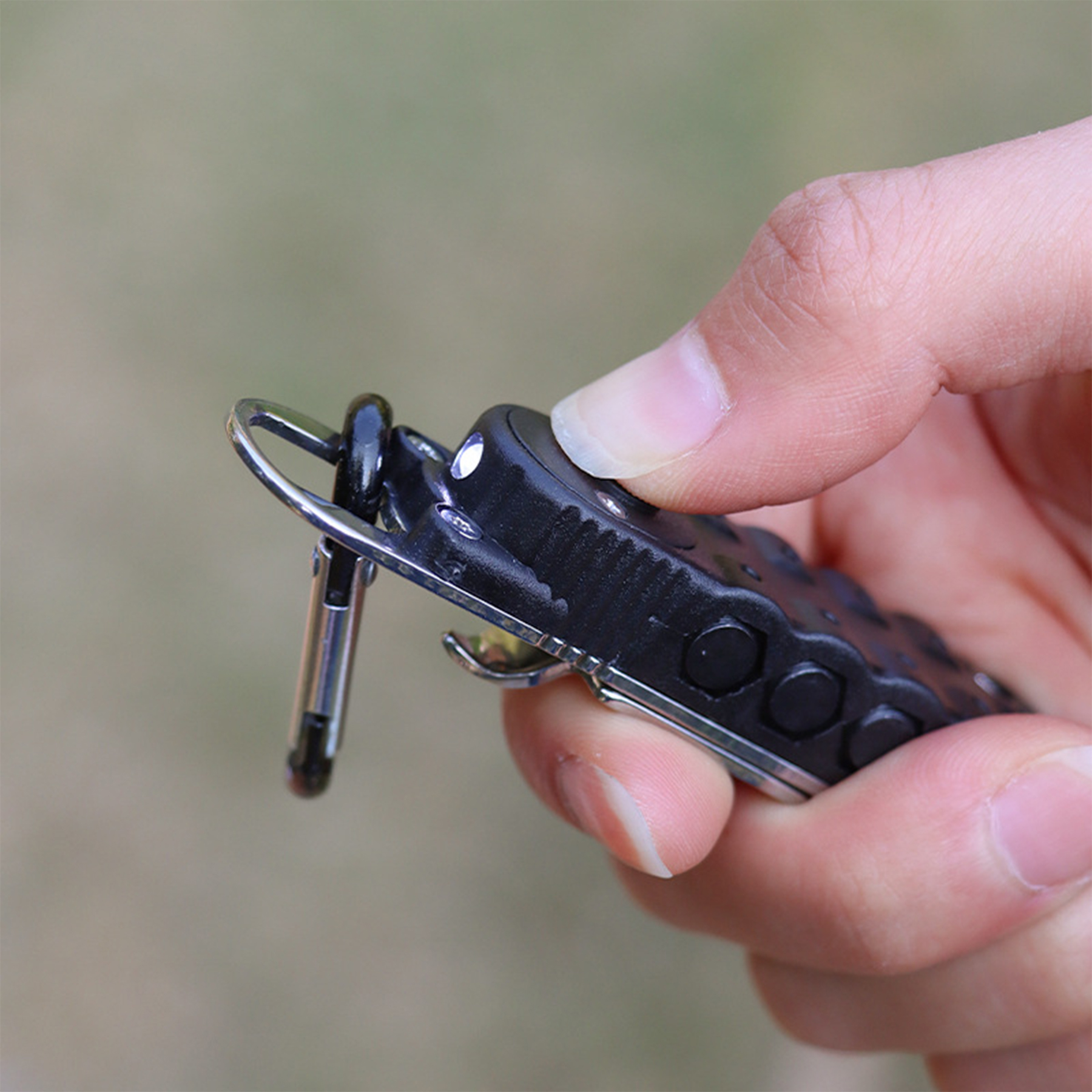 Survival Whistle with Compass Thermometer Reflective Mirror 3