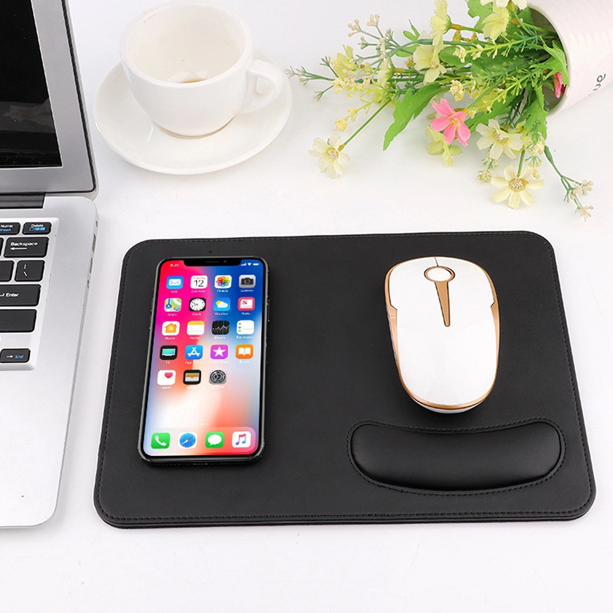 Pu Leather 10W Wireless Charging Mouse Pad For Phone 4