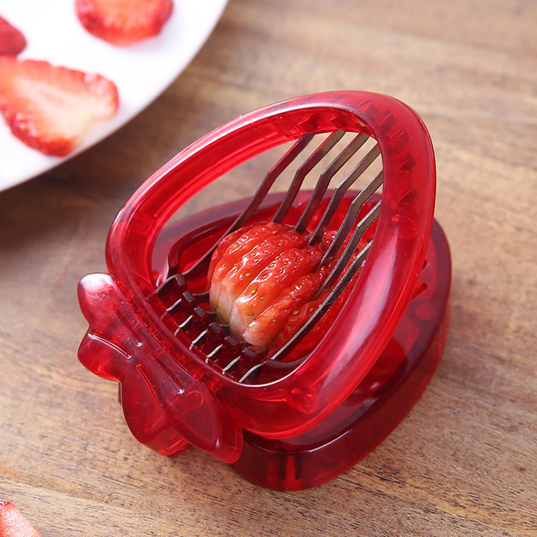 Plastic Strawberry Slicer 4