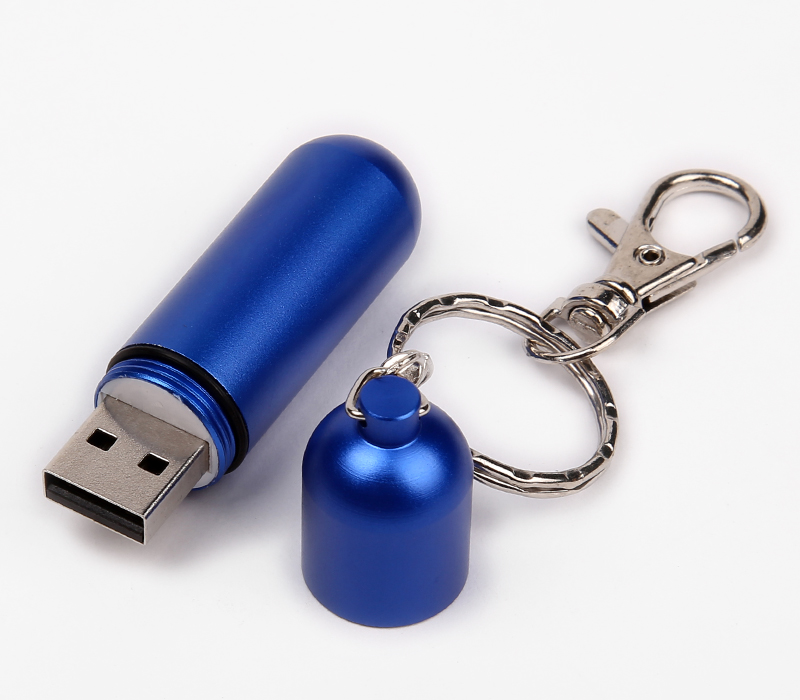 1GB Pill Shaped USB 2.0 Flash Drive with Keyring. 12