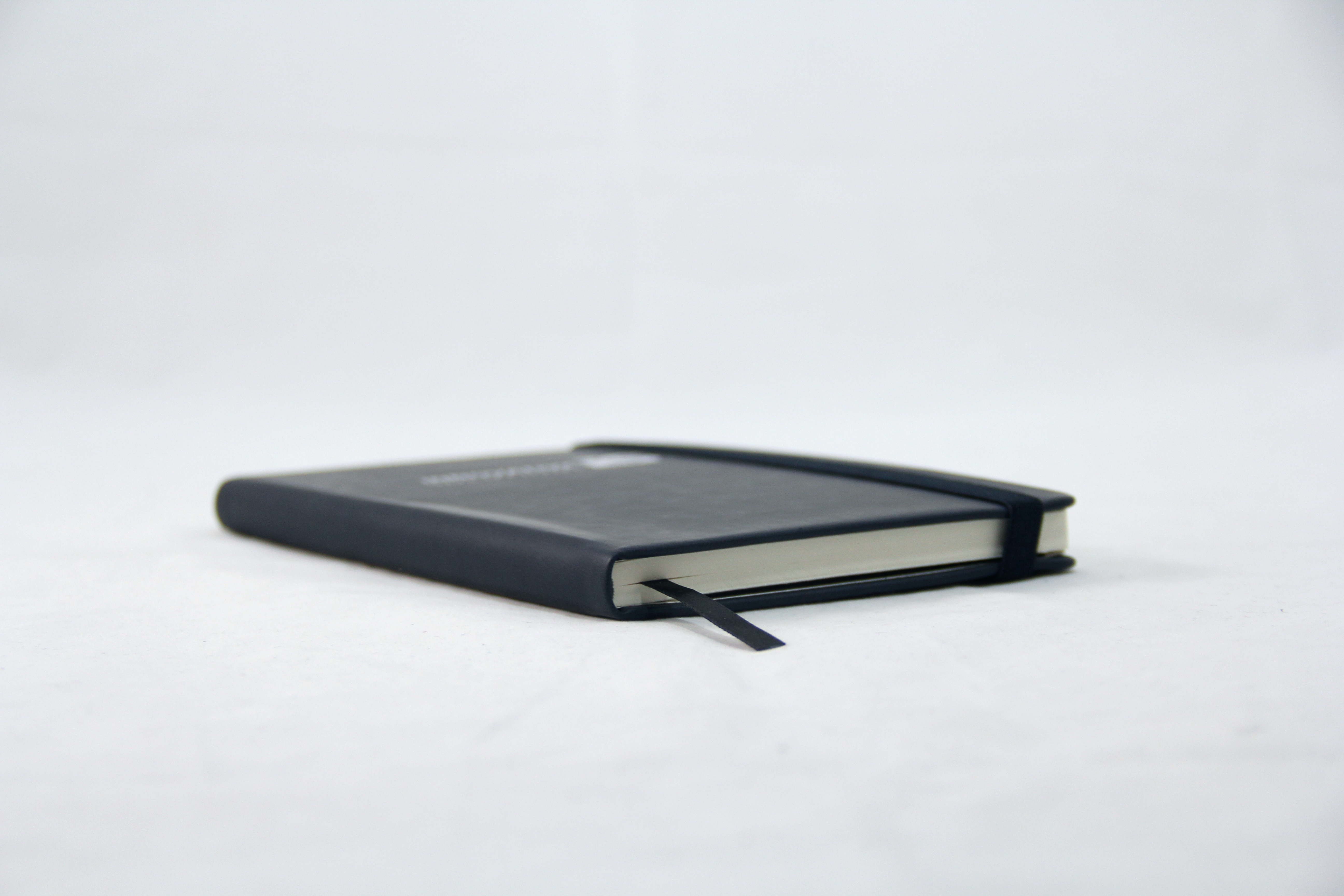 Fiore Navy Blue Hard Cover Journal 8.5" x 5.5" 1