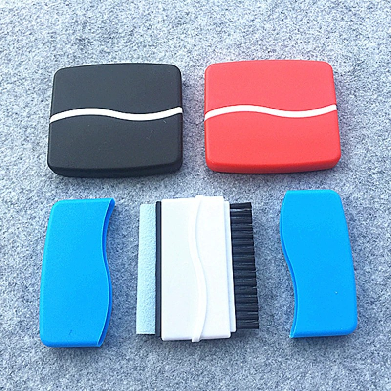 Keyboard & Screen Cleaning Brush 1