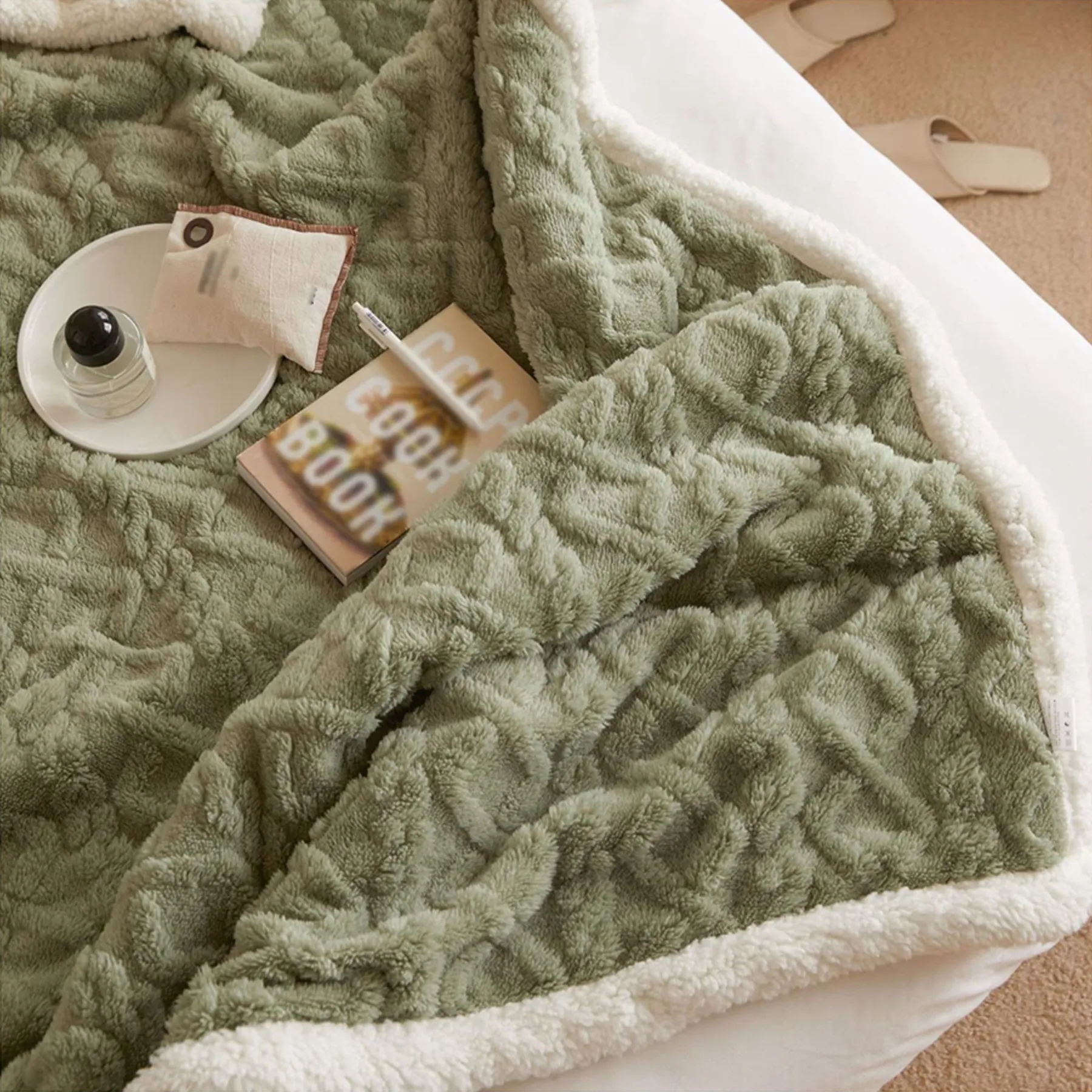 Throw blanket 2