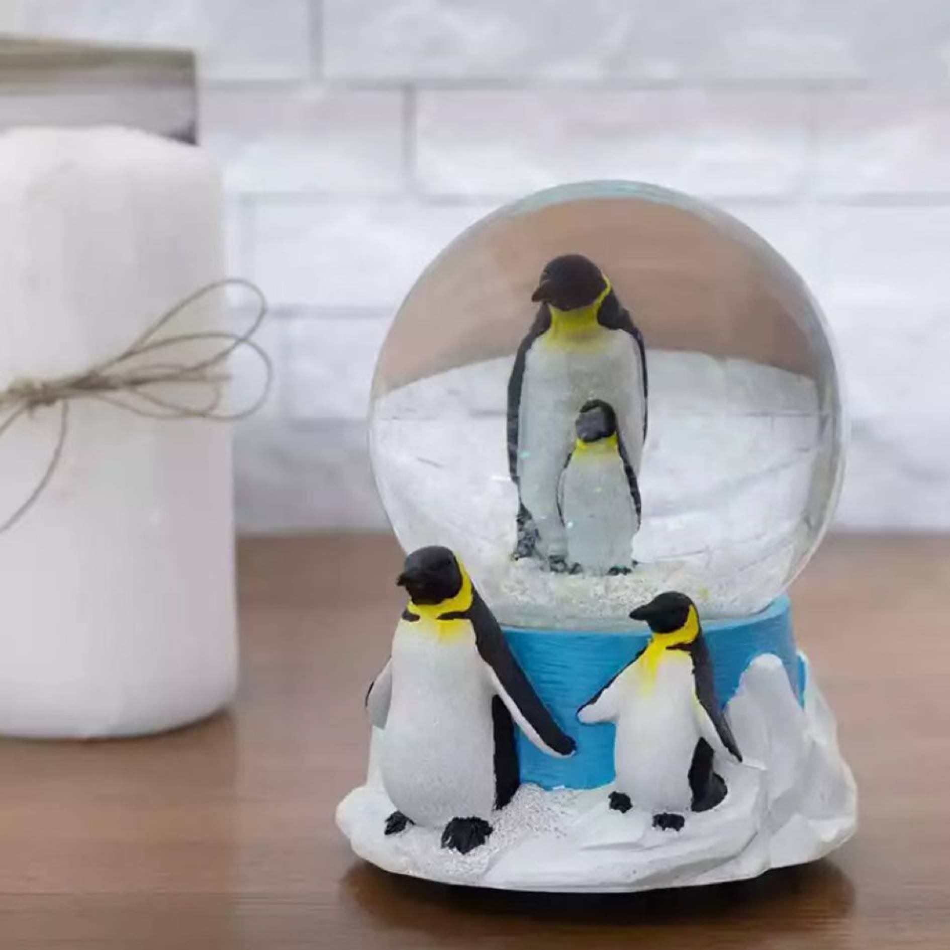Custom Animal Shape Musical Snow Globe 4
