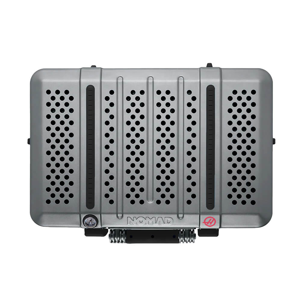 Nomad Grill & Smoker 14