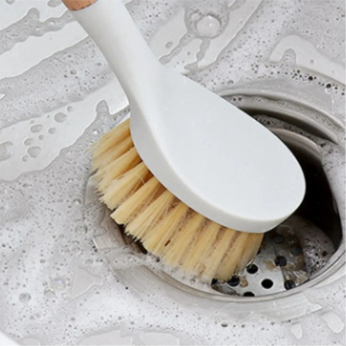 Wood Handle Dish Brush With Non Scratch Bristles 3