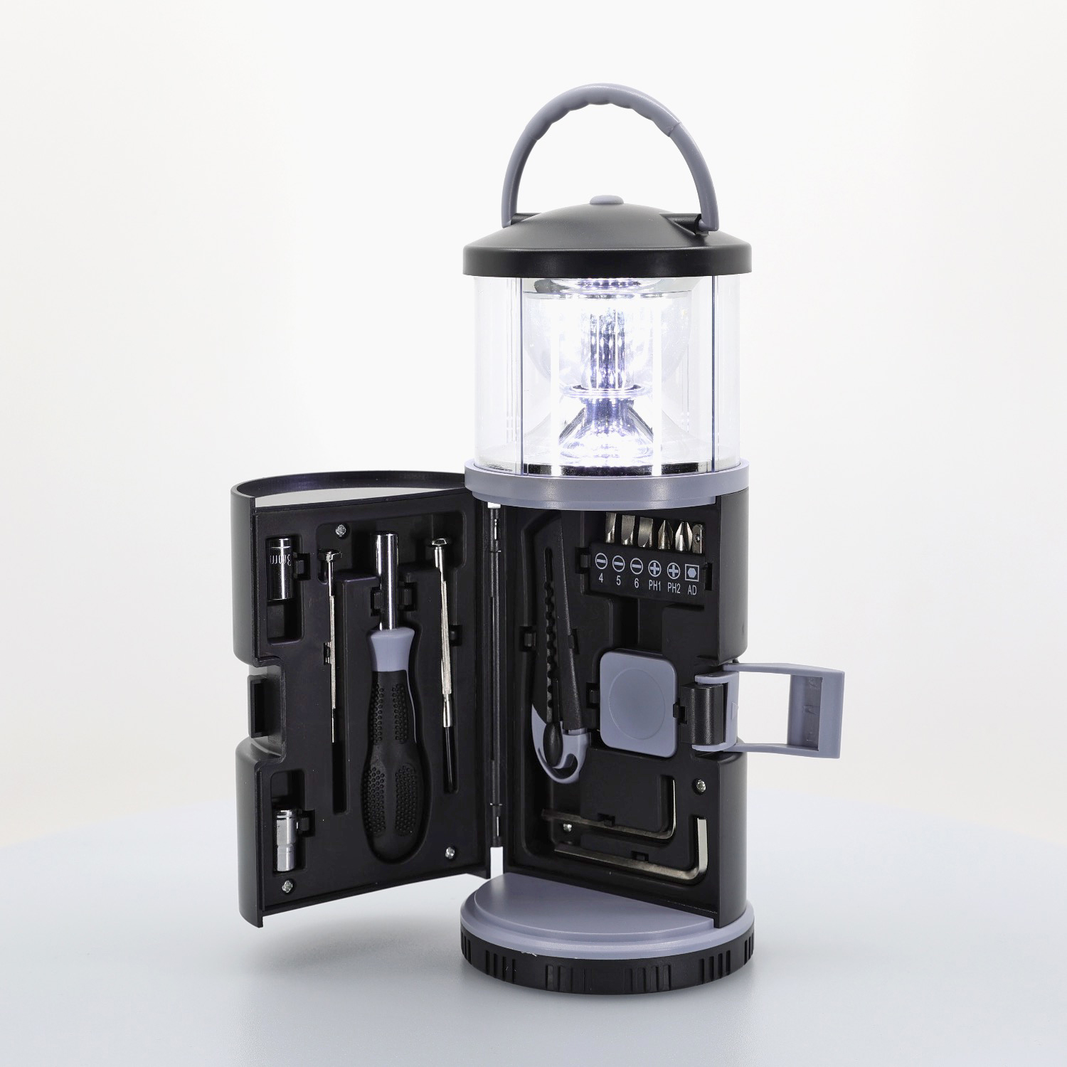 Lantern with Tool Set 83