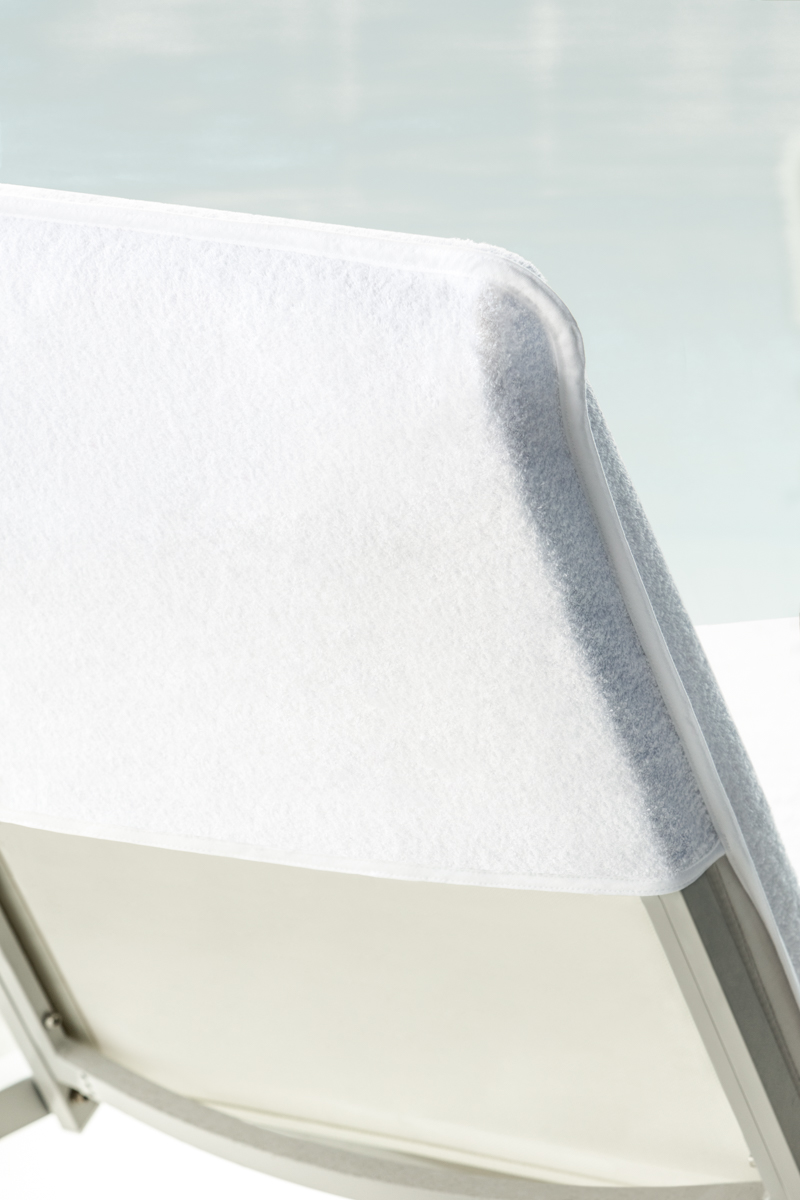 Terry Lounge Chair Cover w/Fitted Hood (85"x30") 1