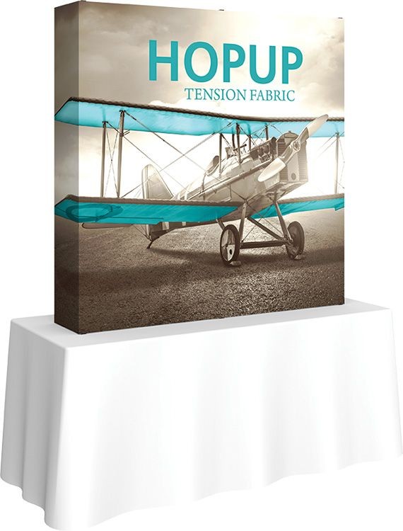 Hopup 5.5ft Curved Tabletop Fabric Display With Endcaps
