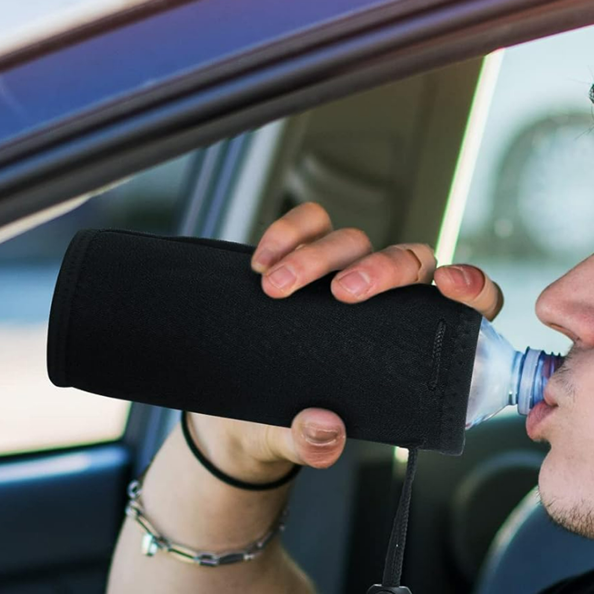 Neoprene Insulated Water Bottle Holder Sleeve with Clip 3