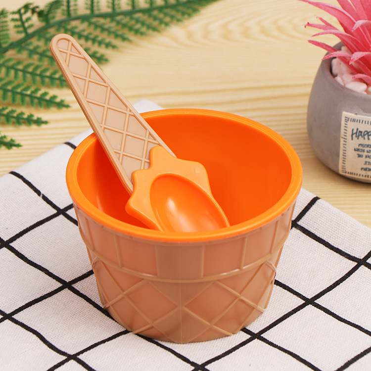 Reusable Ice Cream Bowls and Spoons 4