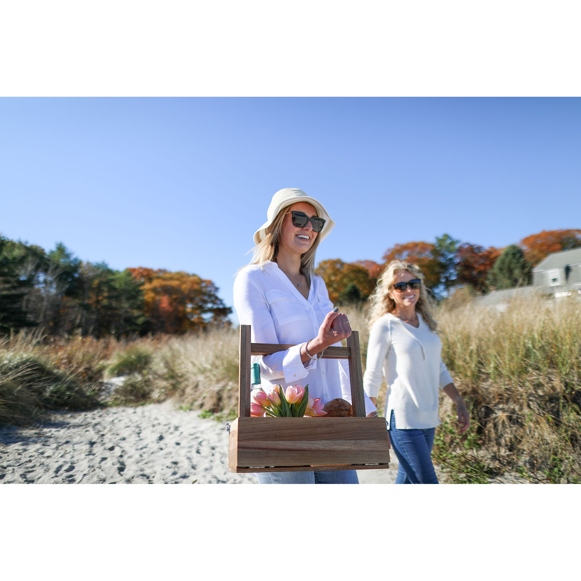 La Cuisine™ Picnic Table & Carrier 11