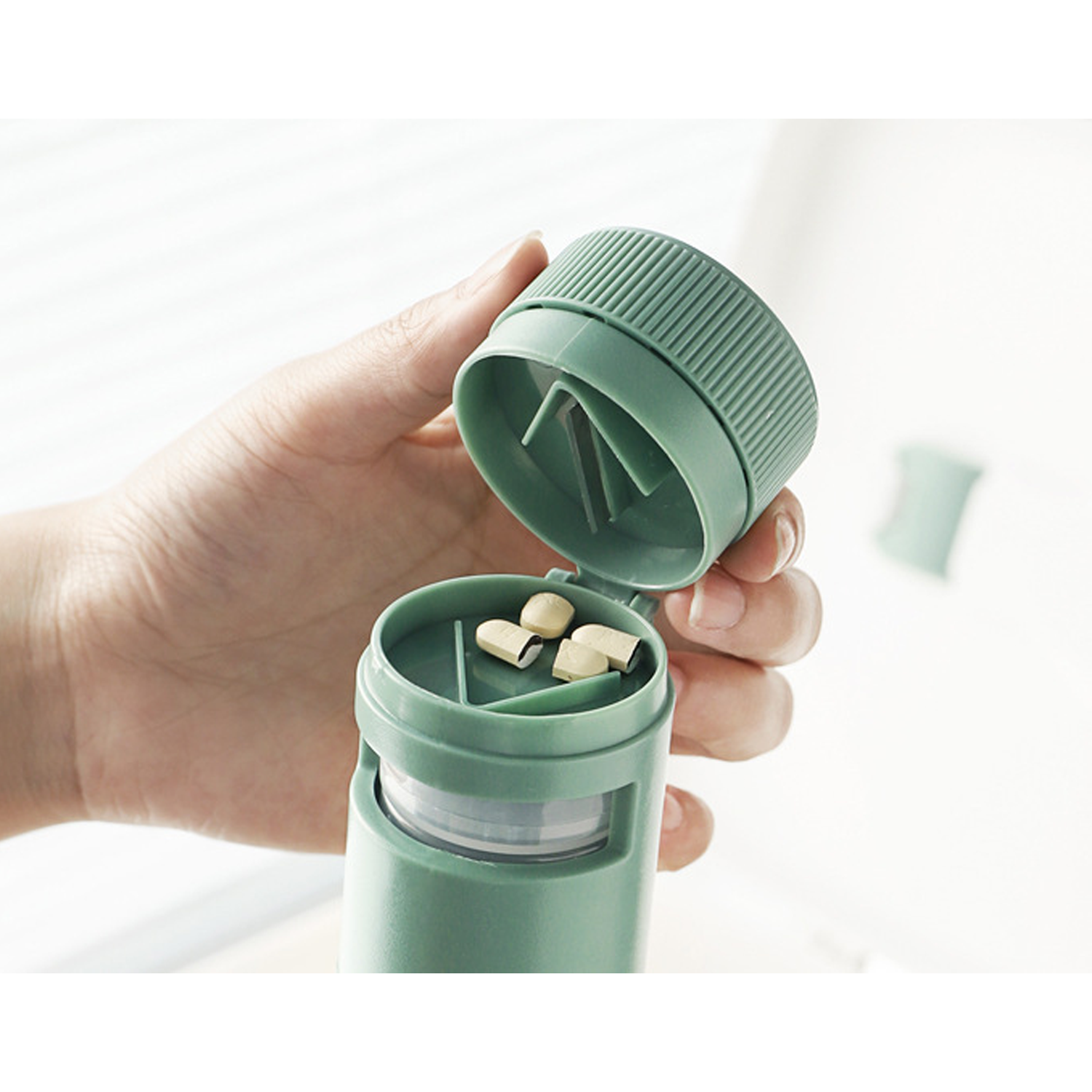 Multi-Functional Plastic Medicine Box Mini Portable 2