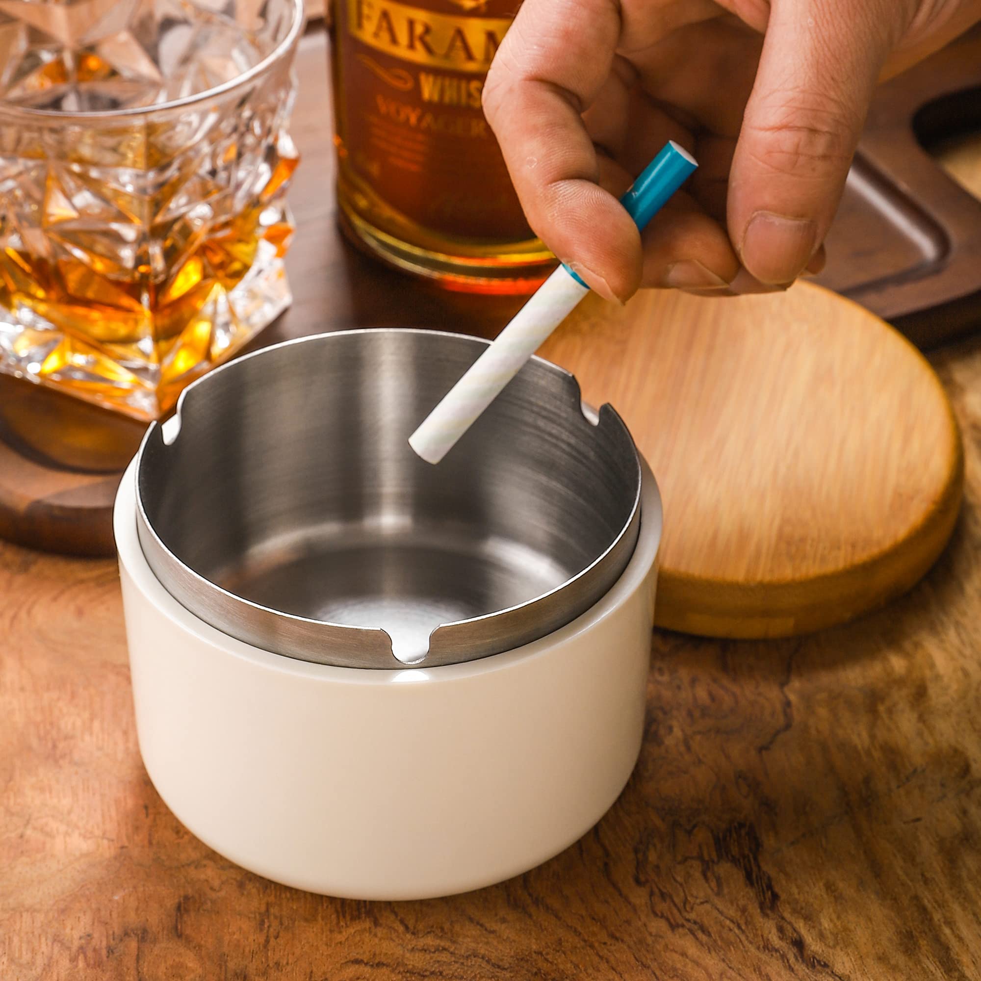 Thick Lid Stainless Steel Round Windproof Anti-Drop Ash Tray 2