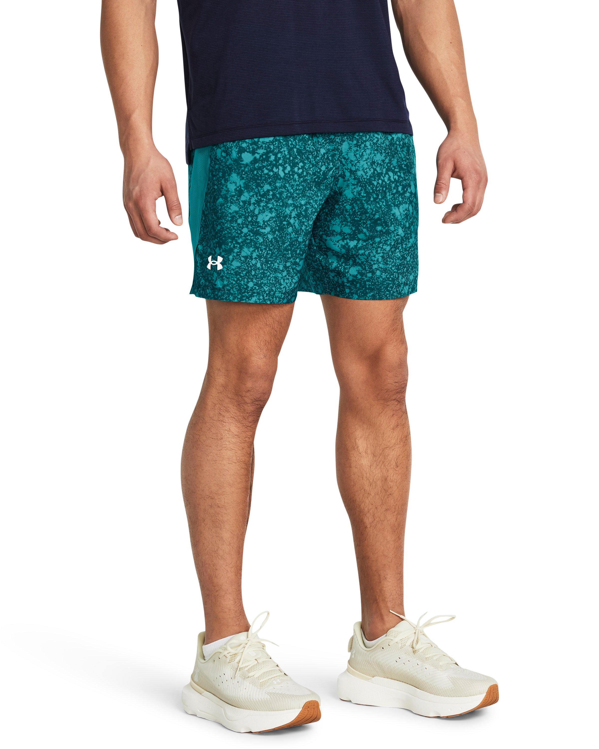UA Launch Men's 7 Shorts 3