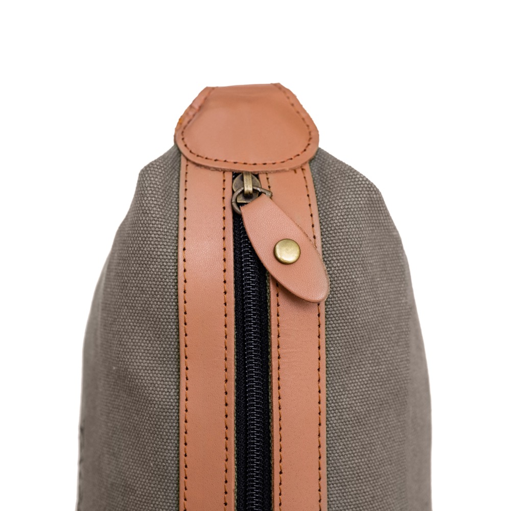 18 Oz. Sturdy Unisex Utility Dopp Kit 3