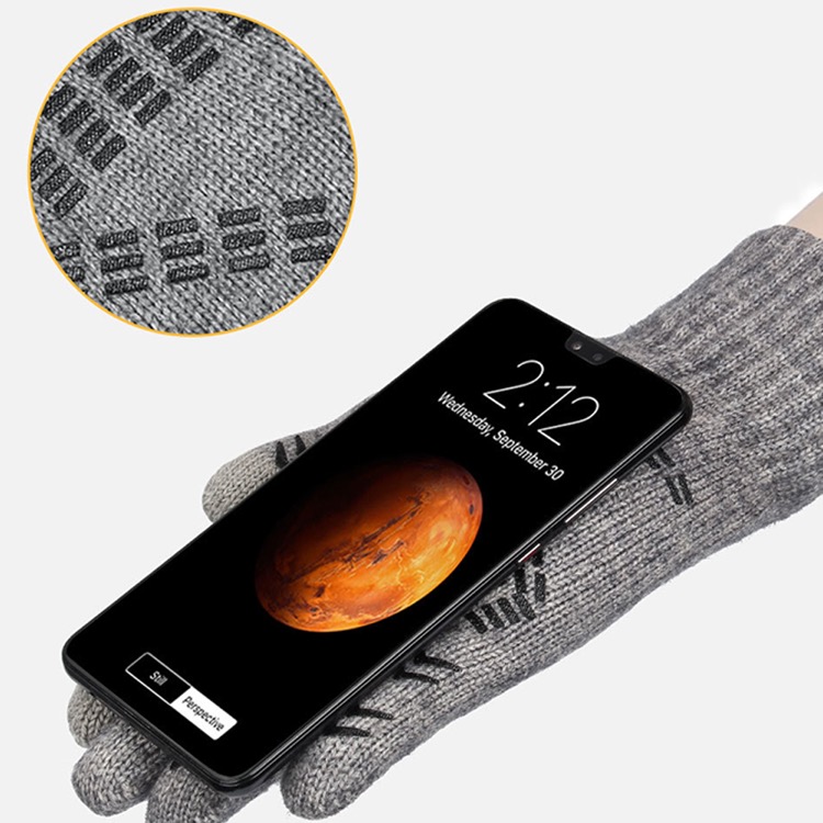 Knitted Touchscreen Gloves