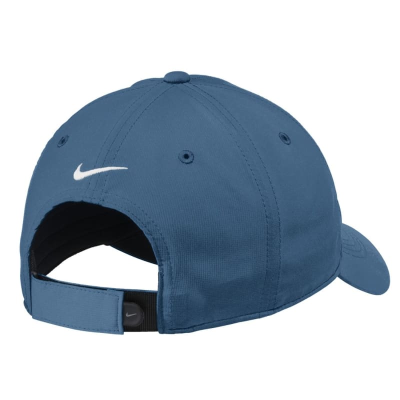Nike Dri-FIT Tech Cap. 6