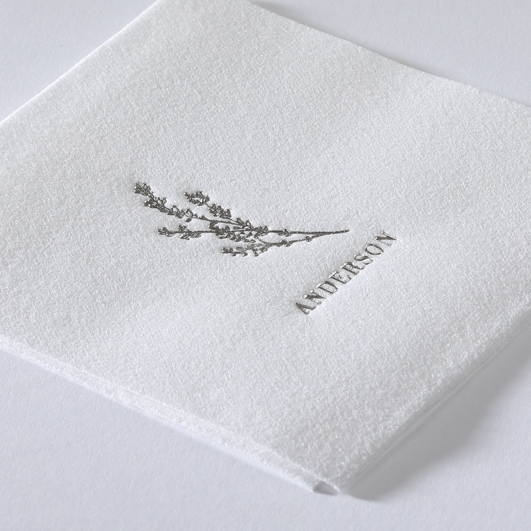 Wispy Floral Premium Beverage Napkin w/uncoined Edge (White) 2