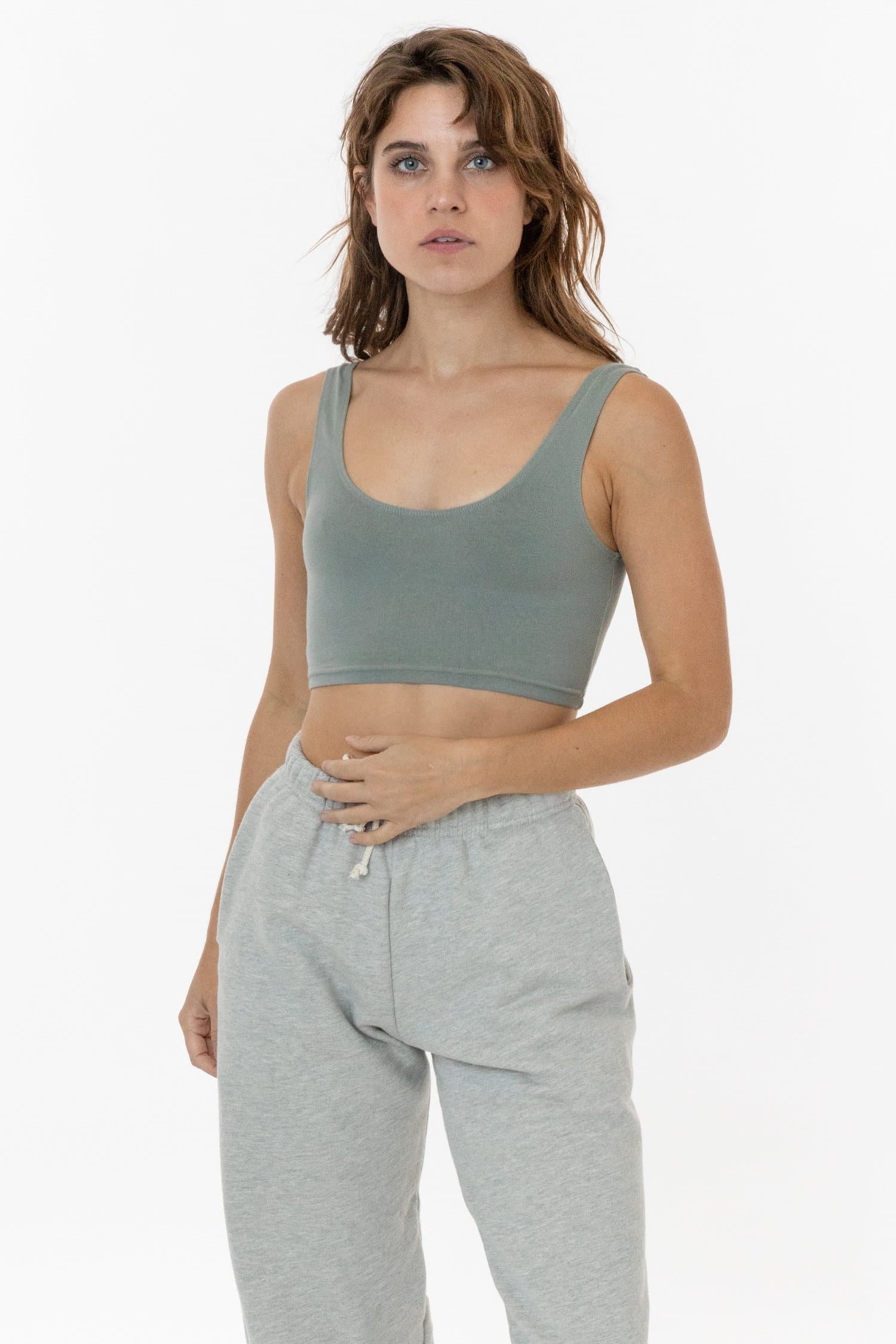 CTN SPNDX TANKCROP TOP 3