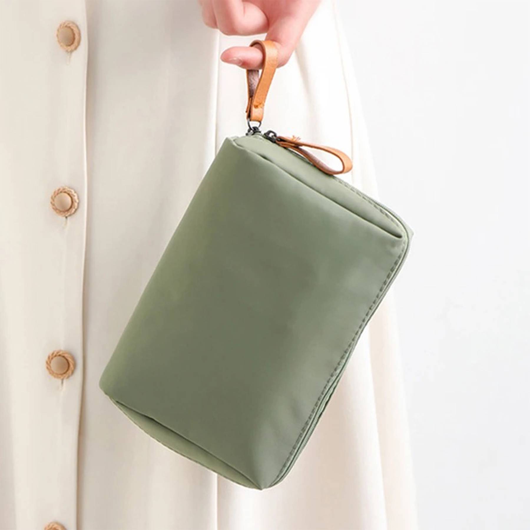 Travel Nylon Makeup Storage Bag 4