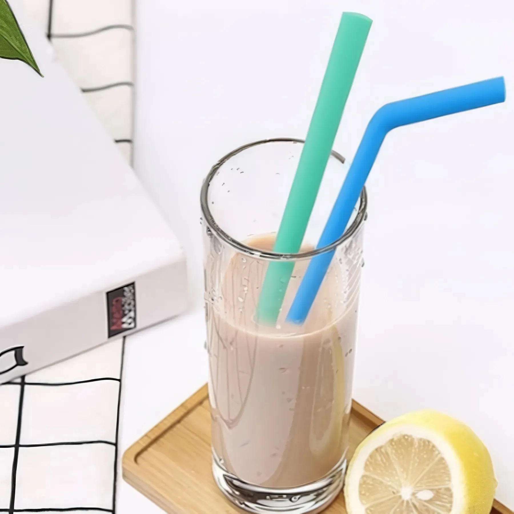 Collapsible Silicone Straw Travel Bottle 4