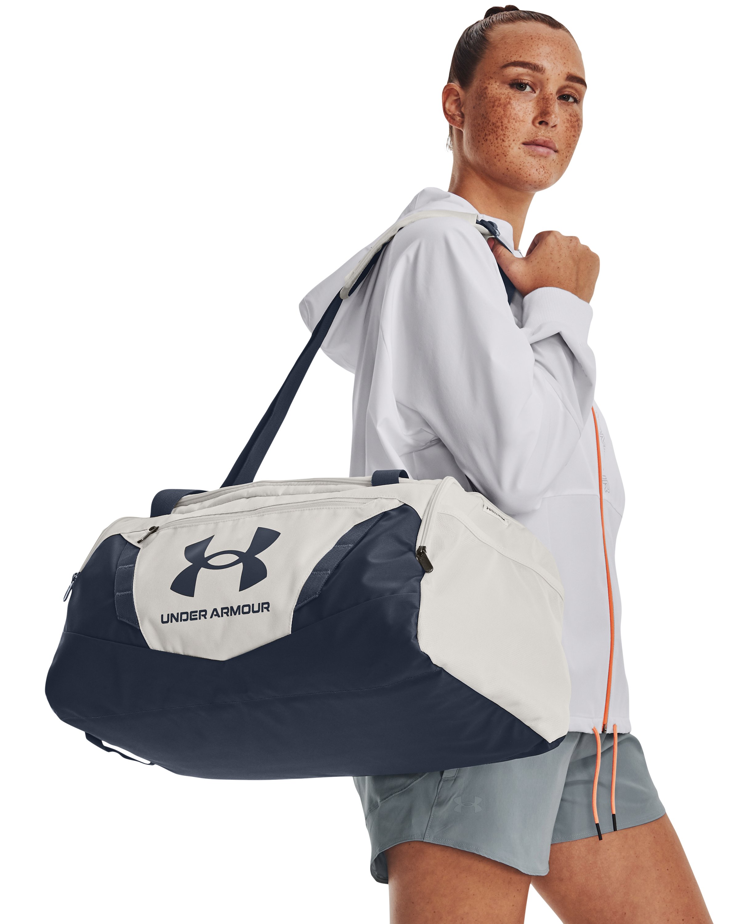 UA Undeniable 5.0 Small Duffle Bag 31