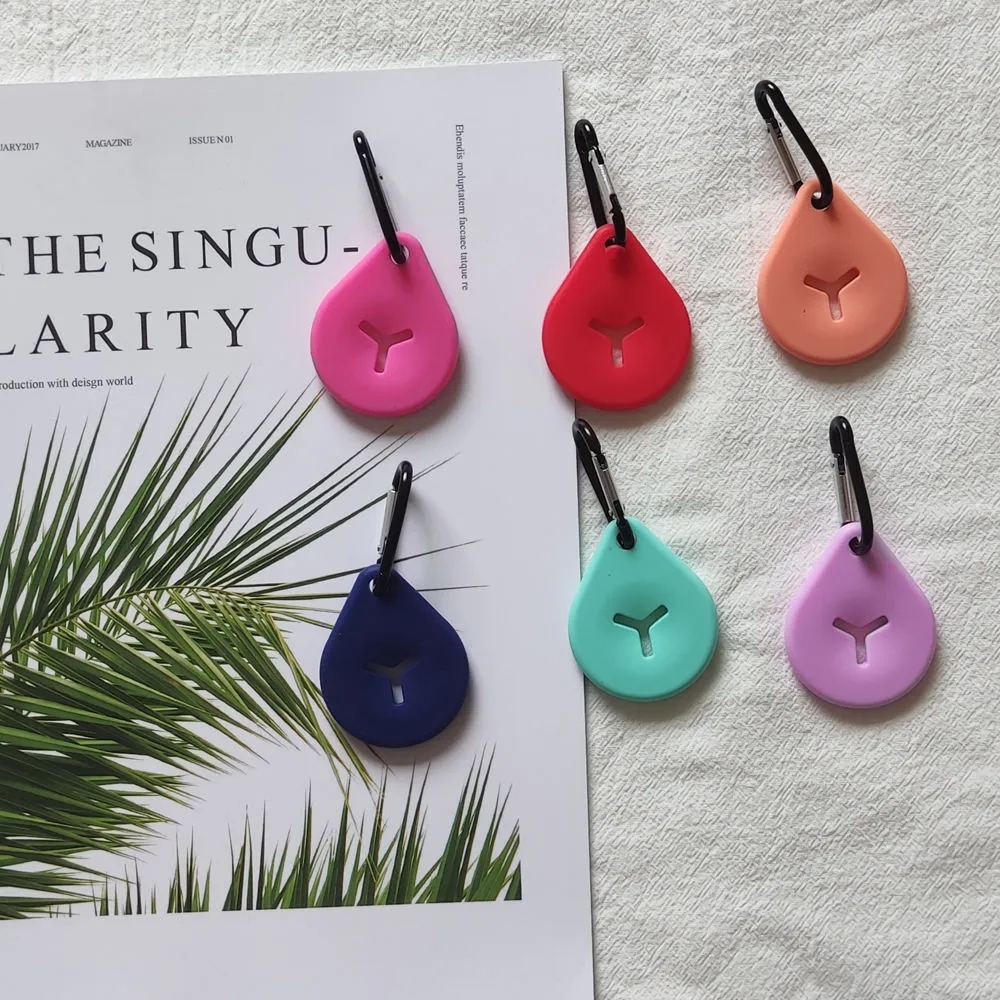 Silicone Pet Waste Bag Carrier Clip Buckle 3