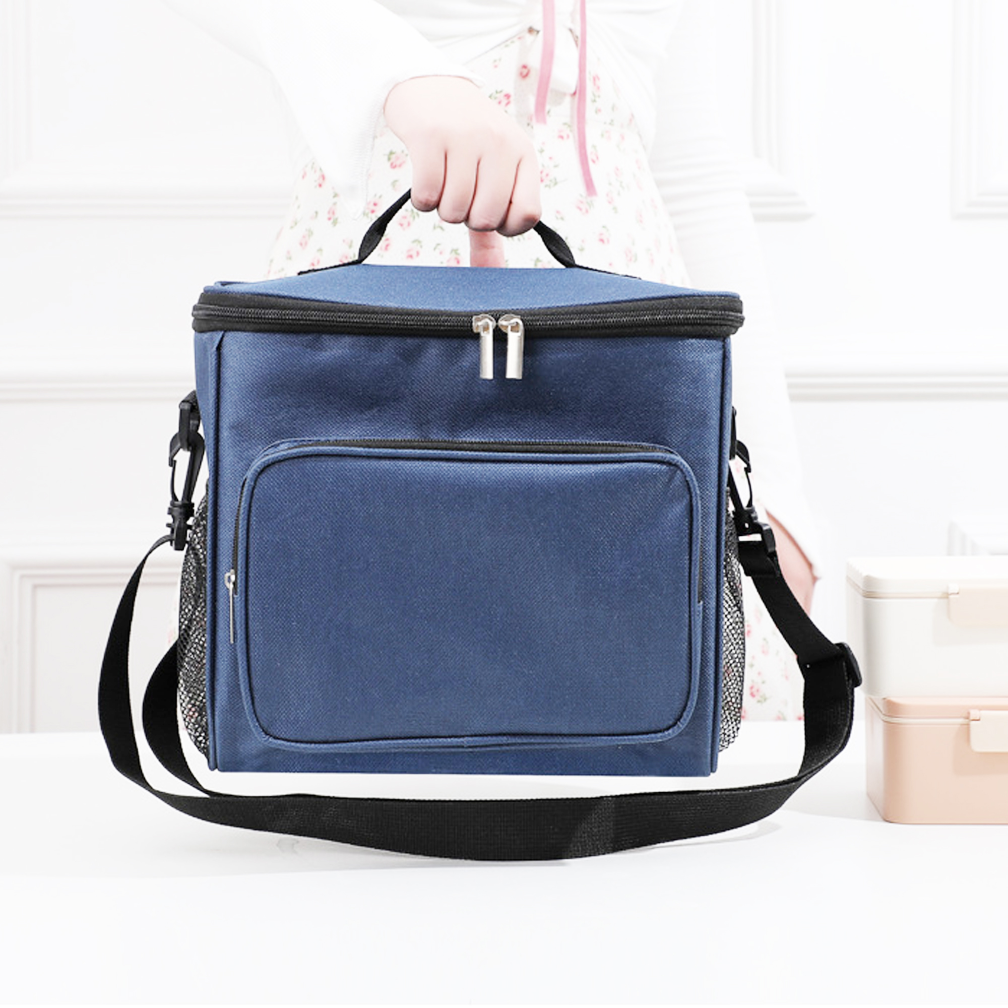 Large Insulated Lunch Bag 2