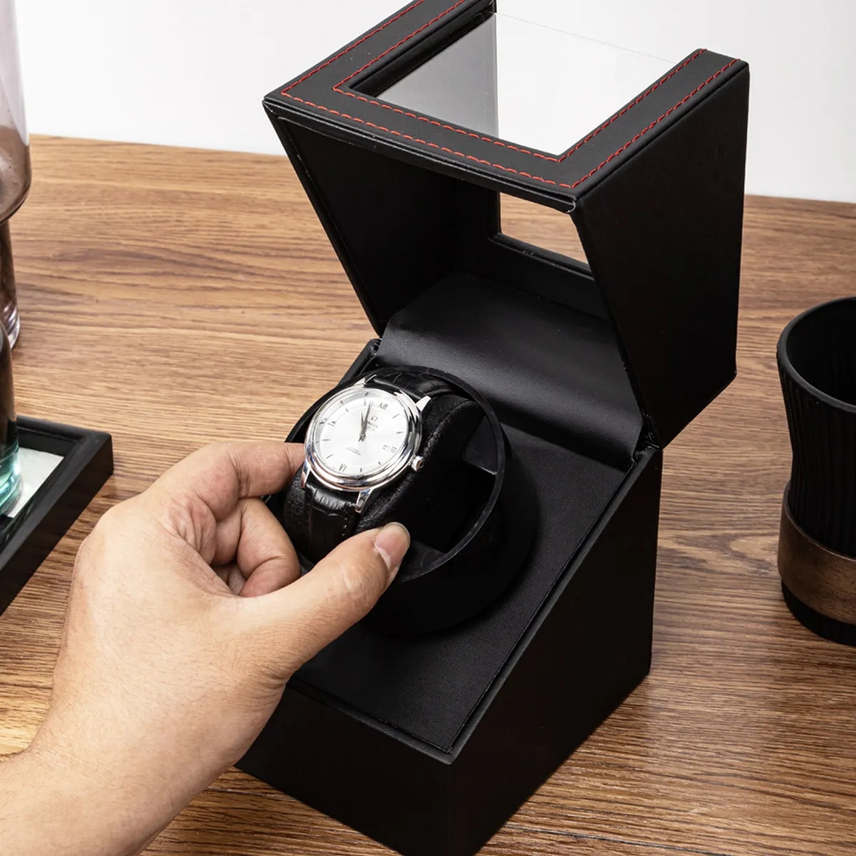 Single Watch Winder With Quiet Motor And Display Lid 2